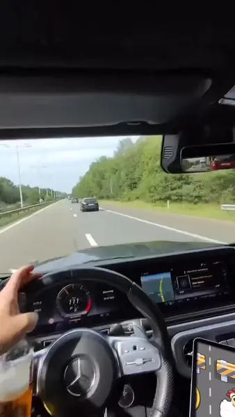 Кадр рекламы Lucky start