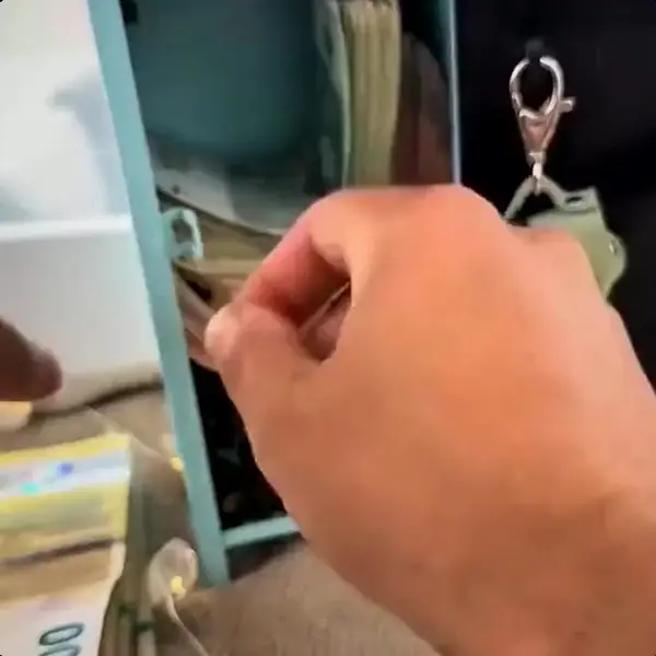 Кадр рекламы Chichiri