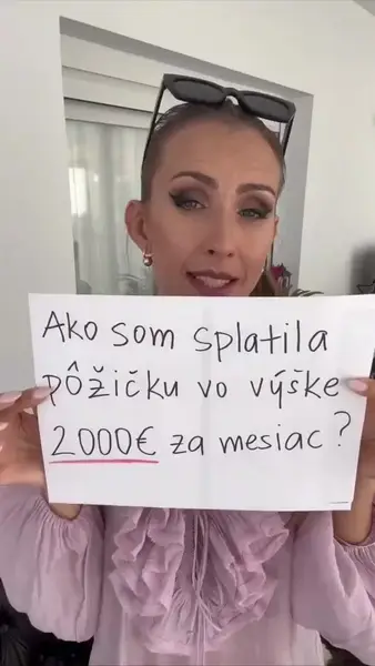 Кадр рекламы Kathleen Q Lopez