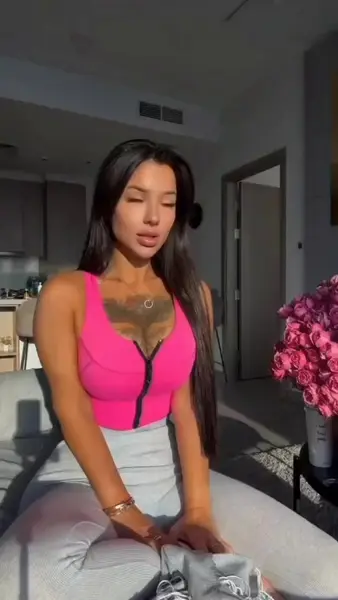 Кадр рекламы Lưu Mẫn