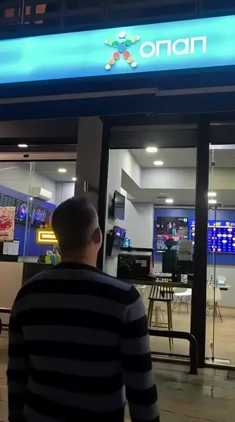 Кадр рекламы Chicen 2