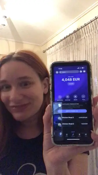 Кадр рекламы Spinstream Club