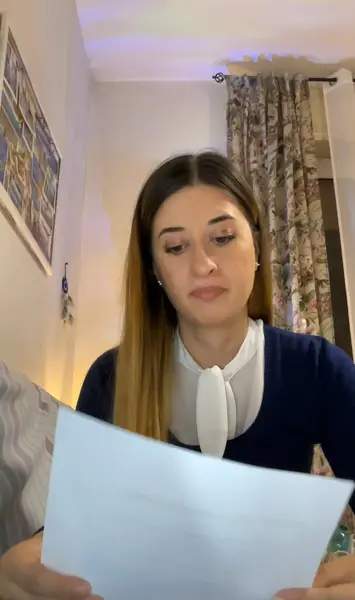 Кадр рекламы Win Bloom
