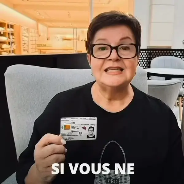 Кадр рекламы Dubois Claire  