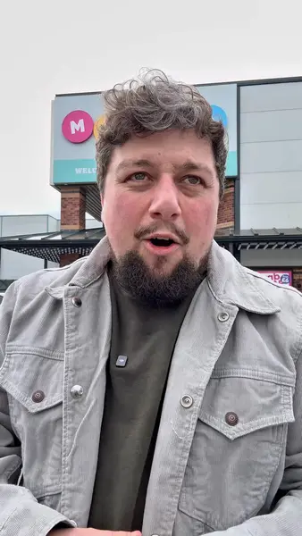 Кадр рекламы Mecca Bingo