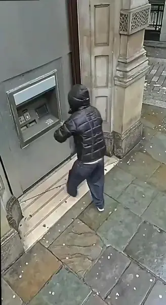 Кадр рекламы Nông Lam