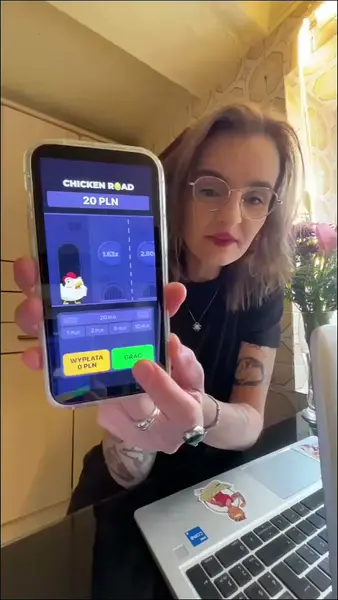 Кадр рекламы EGG and GO