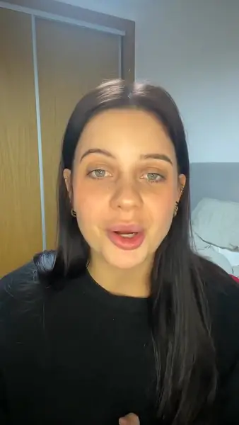 Кадр рекламы Mia Andersen