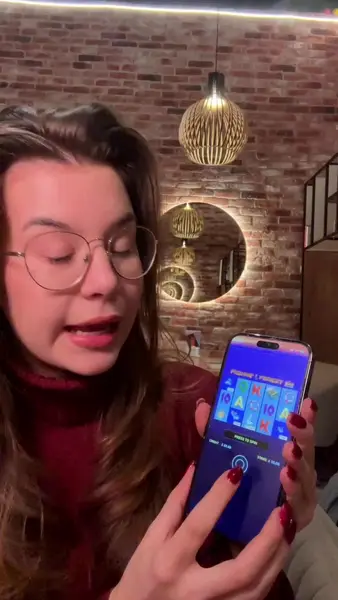 Кадр рекламы Epic Spins