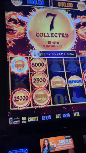 Кадр рекламы Le Casino Monte Carlo