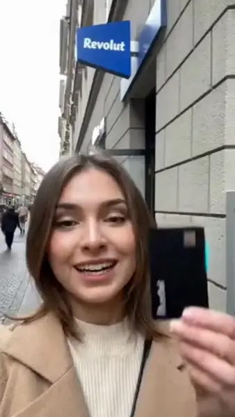 Кадр рекламы Rita Vasquez