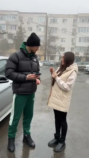 Кадр рекламы Abby Katie Navarro
