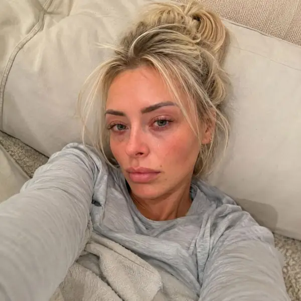 Кадр рекламы Emily Carter