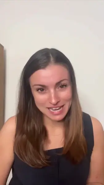 Кадр рекламы Harper Smith