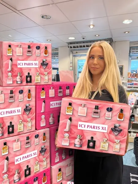 Кадр рекламы Luxe Parfumhuis