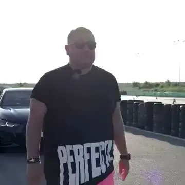 Кадр рекламы Lucky Chicken