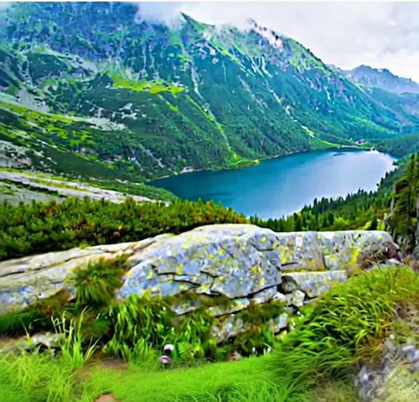 Кадр рекламы Silver Trail