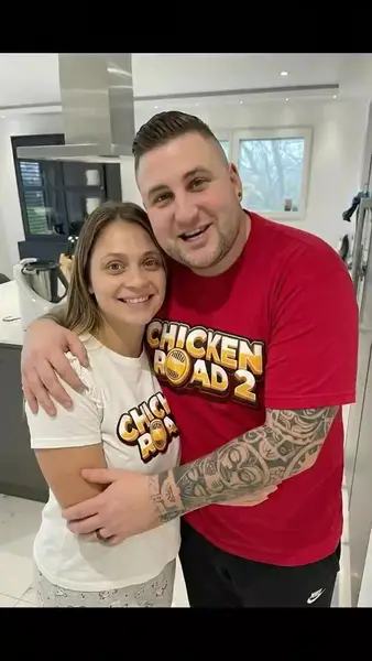 Кадр рекламы Chicken Challenge 2
