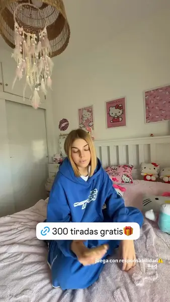 Кадр рекламы Cù Khôi
