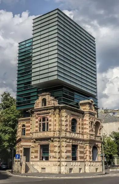 Кадр рекламы Sky Power Zone