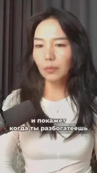 Кадр рекламы InfoHub Online