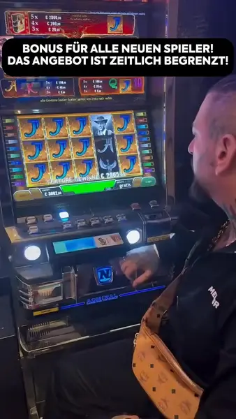 Кадр рекламы Slot Vertex
