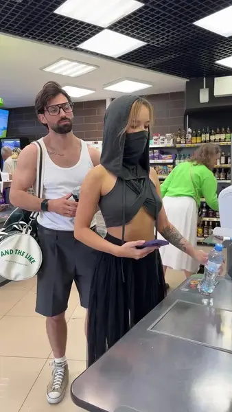 Кадр рекламы Từ Bích