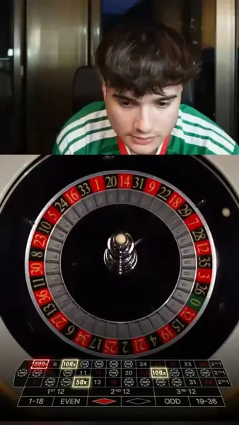 Кадр рекламы Lucky Trade 578