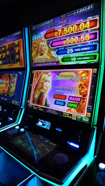 Кадр рекламы The Hippodrome Casino