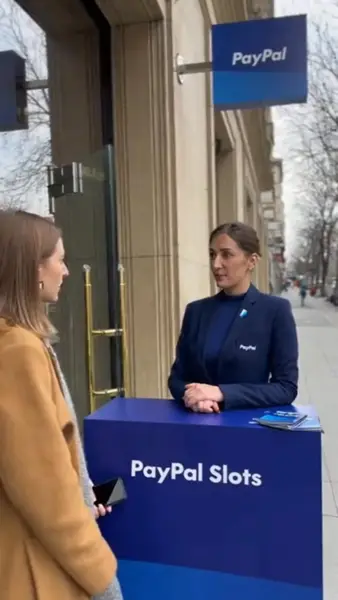 Кадр рекламы Pure Luck