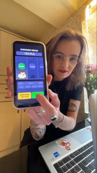 Кадр рекламы EGG and GO