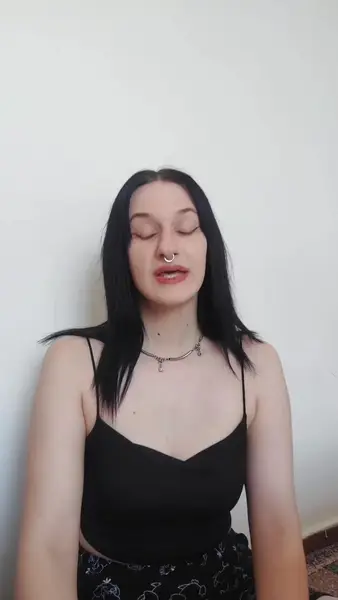 Кадр рекламы Play Online