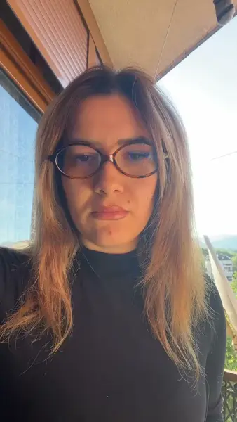 Кадр рекламы Mélanie Girard
