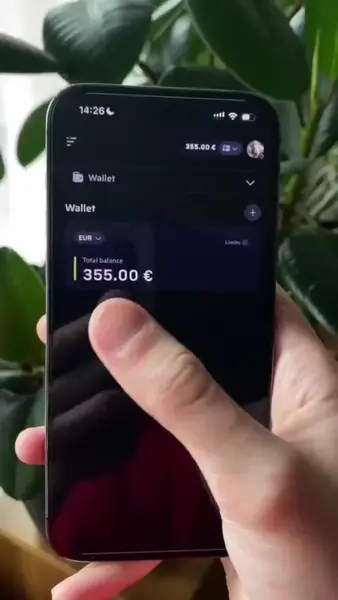Кадр рекламы Win money
