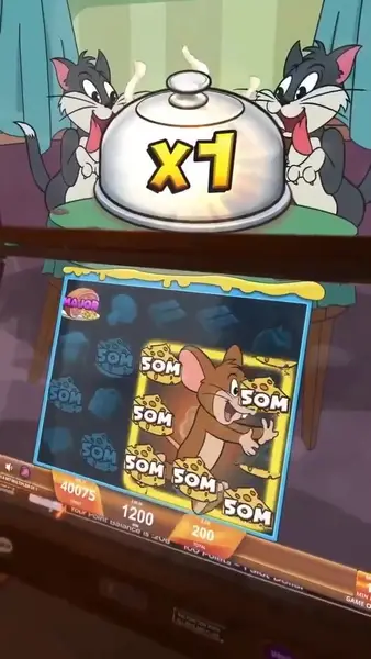 Кадр рекламы Top Slots