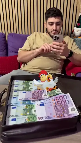 Кадр рекламы Fortune Chase