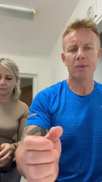 Кадр рекламы Golden apps