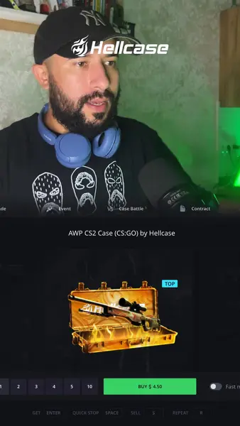 Кадр рекламы CS:GO Hellcase