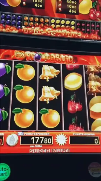 Кадр рекламы Slots Bamp