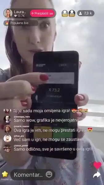 Кадр рекламы Nina Hawkins Antonia