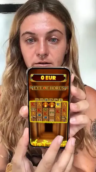 Кадр рекламы Eye of Horus