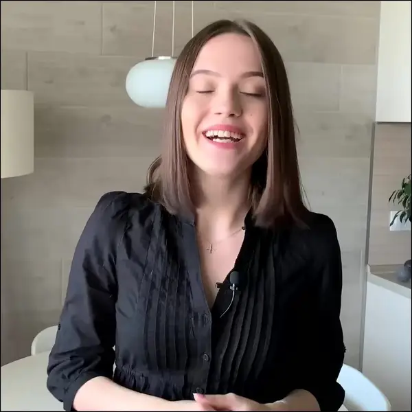 Кадр рекламы Triệu Lộc