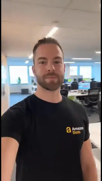 Кадр рекламы Amazon Win
