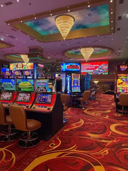 Кадр рекламы Grand Casino Mons Ljubljana