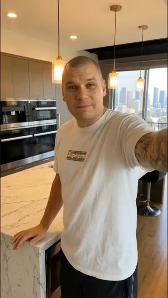 Кадр рекламы Sa1on Gier