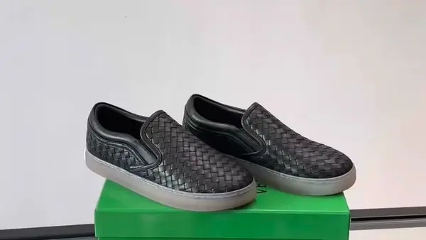 Кадр рекламы YYDS1