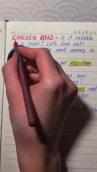 Кадр рекламы Lucky Chicken