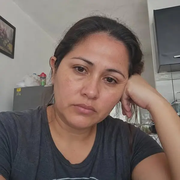 Кадр рекламы Camila Pereira