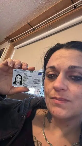 Кадр рекламы Σοφία Αντωνίου