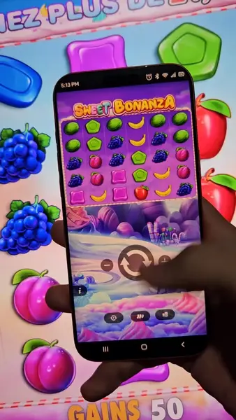 Кадр рекламы Royal Joker